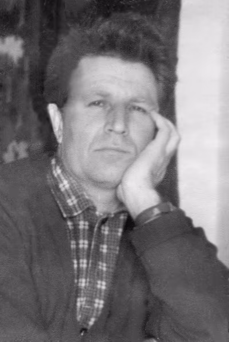 Third archival family photograph connected with Petr Maltsev’s parents.